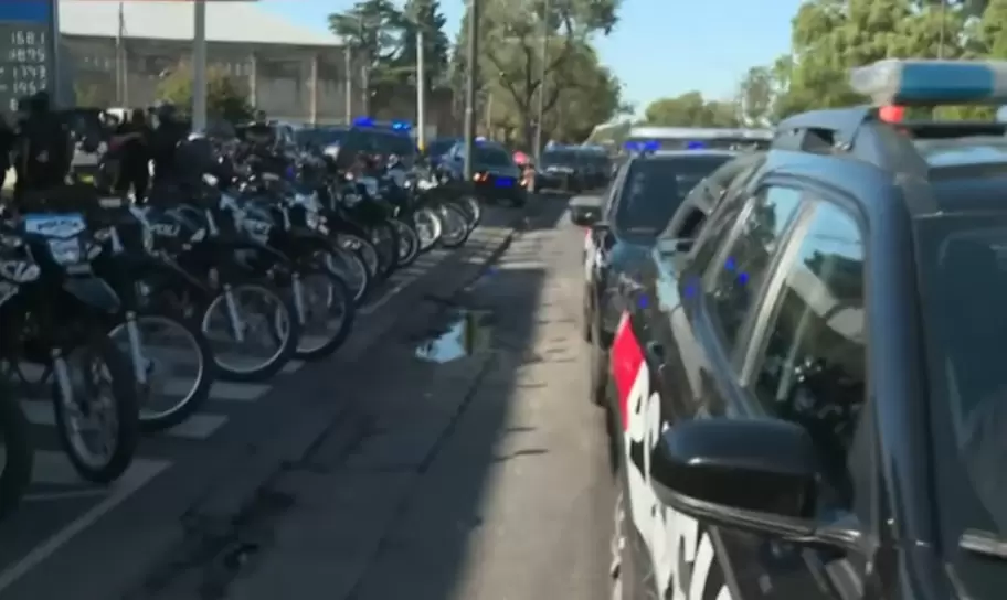 El ministro de Justicia y Seguridad indic� que al menos 20 funcionarios policiales ser�n pasados a disponibilidad