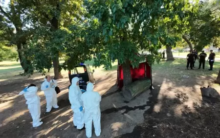 Hallan muerto a un hombre con un cuchillo clavado en el pecho en el Parque Mugica