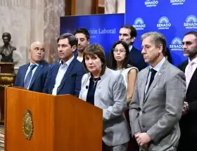 Patricia Bullrich anunci� un "acuerdo" para tratar el proyecto.