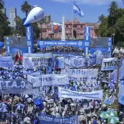 Agosto arranca con una bater�a de protestas contra el Gobierno: CGT, las CTA y los movimientos sociales se preparan