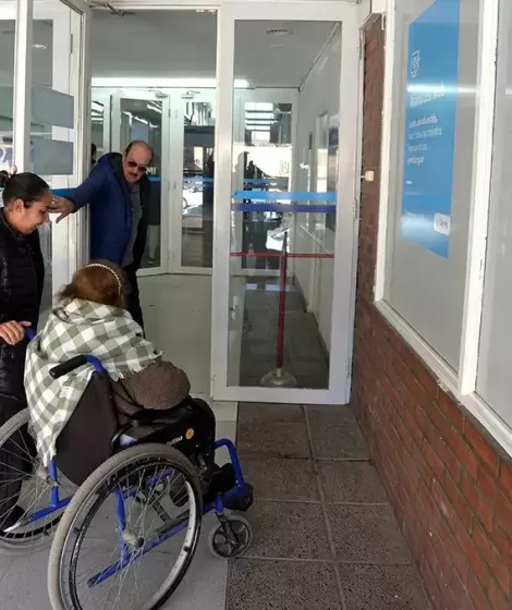 Cl�nicas de la Patagonia suspenden atenci�n al PAMI por falta de pagos