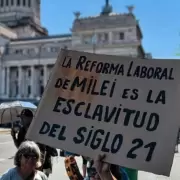 Reforma laboral expr�s: denuncian que el Gobierno mand� 50 cambios horas antes y busca aprobarla a libro cerrado