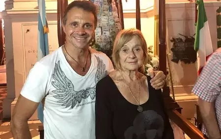 Sergio Lapeg�e y su madre, Elba Palermo