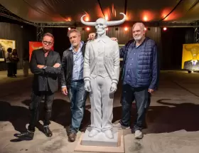 Ross Halfin present� Deadman junto a Jorge Corcho Rodr�guez en Punta del Este