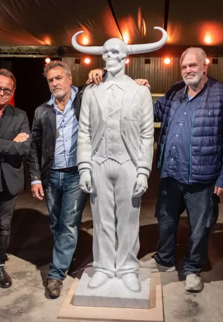 Ross Halfin present� Deadman junto a Jorge Corcho Rodr�guez en Punta del Este