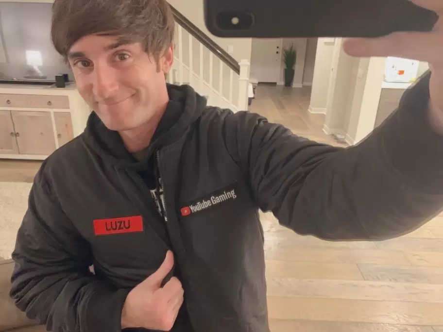 Borja Luzuriaga V�zquez, m�s conocido como luzugames, LuzuVlogs o simplemente como Luzu
