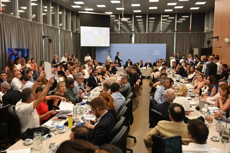 Reforma laboral: un proyecto con mayor�a pol�tica y rechazo social