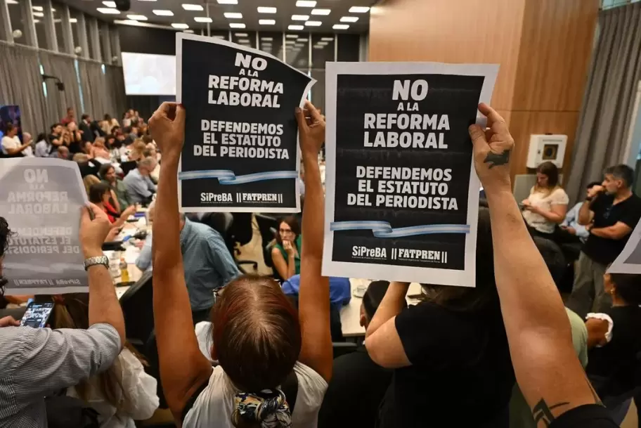 Reforma laboral: un proyecto con mayor�a pol�tica y rechazo social