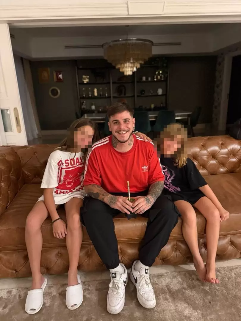 La foto que incendi� todo: el hermano de Icardi junto a Wanda y Maxi L�pez