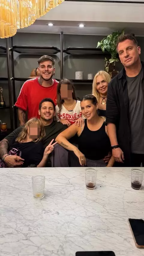 La foto que incendi� todo: el hermano de Icardi junto a Wanda y Maxi L�pez