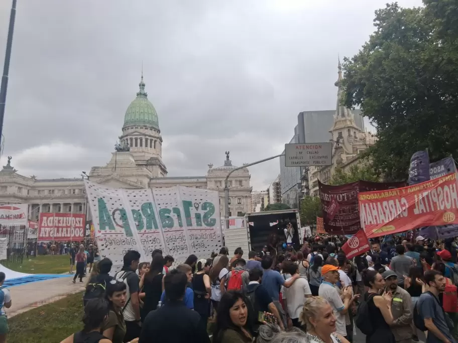 Jornada del paro general frente al Congreso contra la reforma laboral