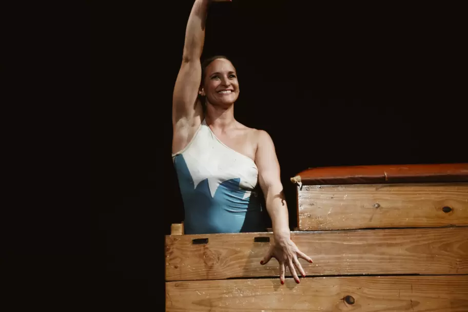 "Consagrada" de Gabi Parigi y Flor Micha.