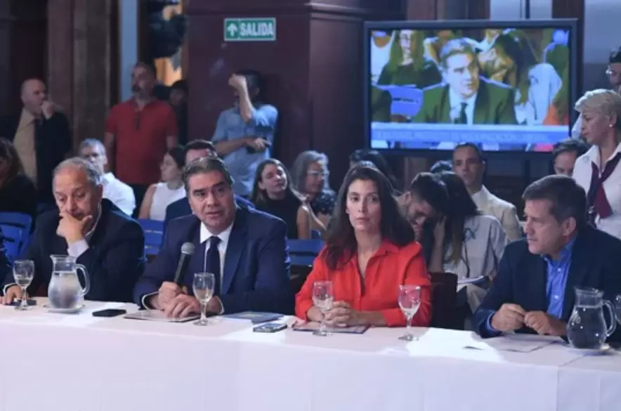 La Libertad Avanza quiere aprobar el viernes 27 la reforma de Milei