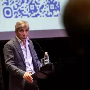 Licitaciones r�cord y reservas en tensi�n: el delicado equilibrio financiero del Gobierno