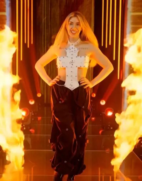 Carmi�a Masi en su ingreso a Gran Hermano.