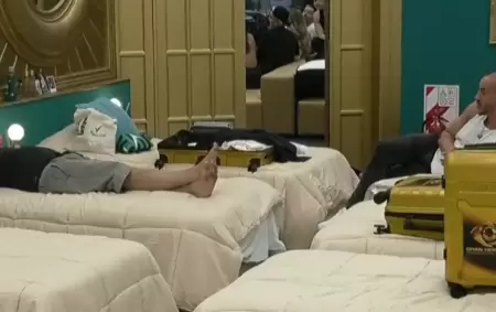 Eduardo Carrera y Emanuel Di Gioia, enfrentados en la imagen, pero juntos en Gran Hermano: Generaci�n Dorada.