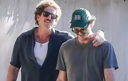 Pedro Pascal y Rafael Olarra juntos