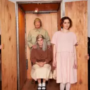 Sofía Gala, Marita Ballesteros y el teatro como refugio de la memoria: pérdida, ausencia y el presente cultural argentino