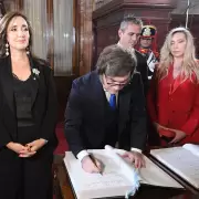 Un Congreso convertido en show: Milei agit� a la militancia, atac� a la oposici�n y profundiz� su guerra interna con Villarruel