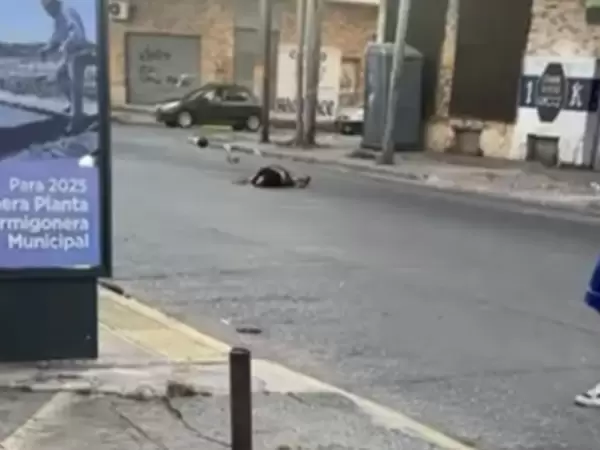 Un motociclista muri� degollado