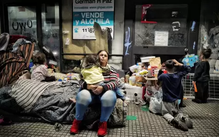 Una familia completa en situaci�n de calle