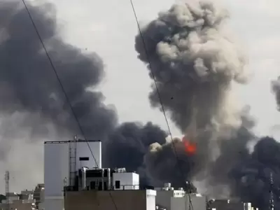 Evacuaciones y alerta m�xima