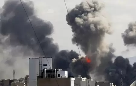 Evacuaciones y alerta m�xima