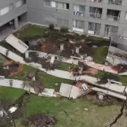Madrugada de terror en Parque Patricios: colaps� el patio de un complejo del PROCREAR y 300 familias fueron evacuadas