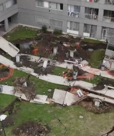 Derrumbe en un complejo de viviendas en Parque Patricios