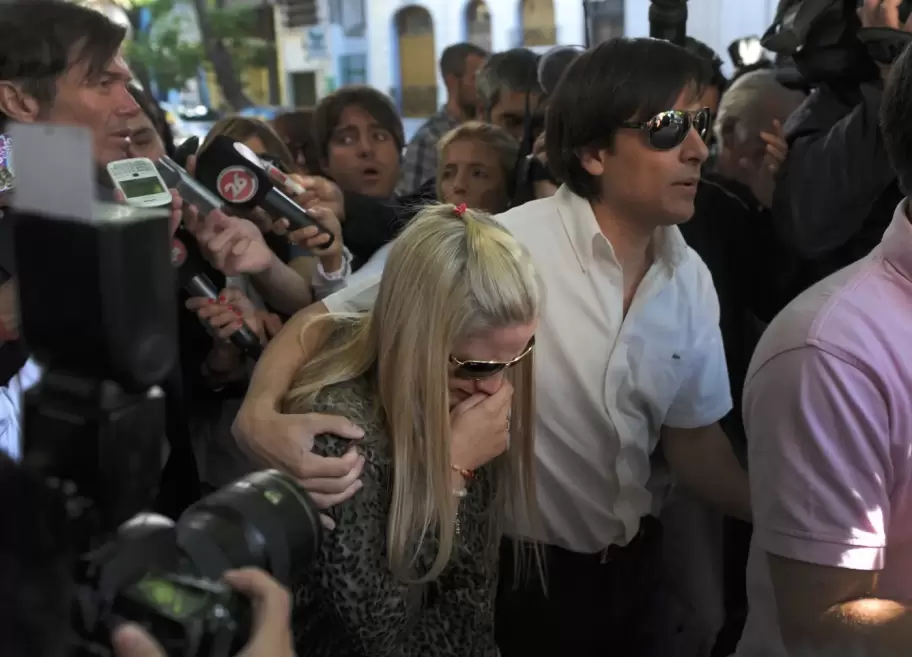 Carolina P�paro y�Juan Ignacio Buzali