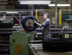 La industria manufacturera fue la m�s perjudicada desde la asunci�n de Javier Milei.