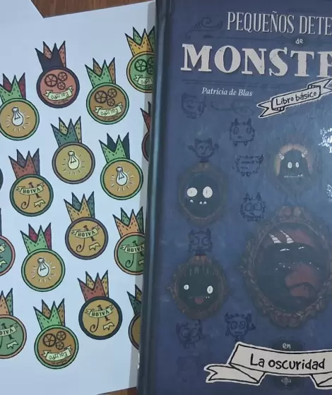 Peque�os Detectives de Monstruos en La Oscuridad de NoSoloRol lleg� a la Argentina de la mano de Akataka y El Cofre de Ulises.