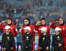 Jugadoras iran�es fueron obligadas a cantar el himno