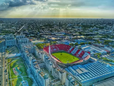 El Tom�s Adolfo Duc�