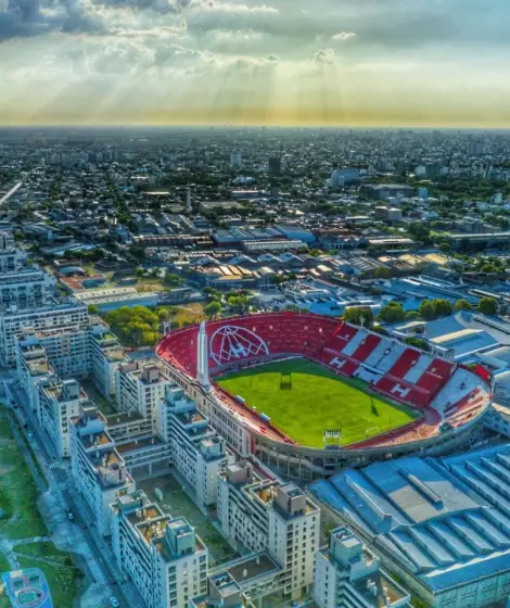 El Tom�s Adolfo Duc�