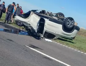 Un choque frontal dej� dos muertos y varios heridos