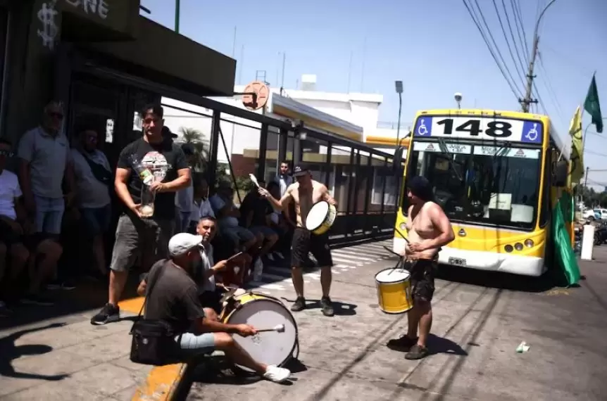 Los trabajadores de la L�nea 148 debieron pelear desde el 23 de diciembre por la falta de pago de aguinaldo y sueldos.