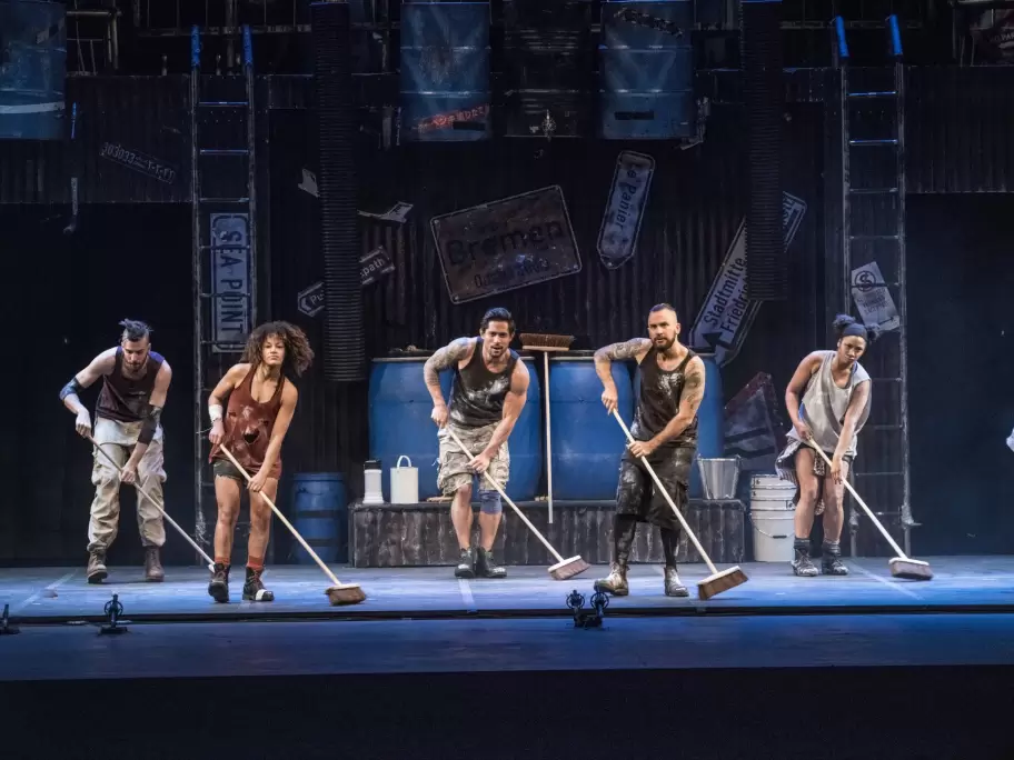 STOMP, la leyenda mundial de la percusi�n en vivo, regresa a la Argentina