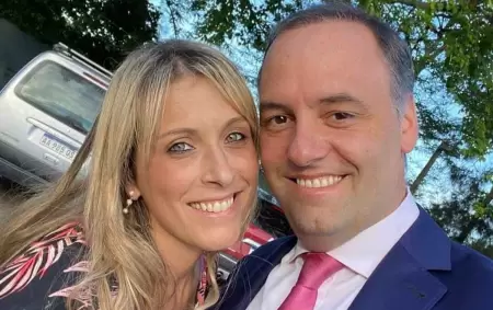 Manuel Adorni y Betina Angeletti