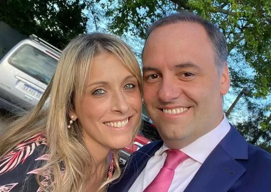 Manuel Adorni y Betina Angeletti