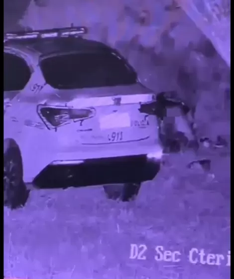 Un joven polic�a de 22 a�os fue desafectado luego de que se viralizara un video en el que se lo ve manteniendo relaciones sexuales