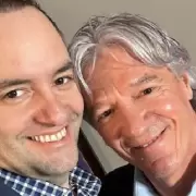 Viajes, facturas, posibles d�divas y conflictos de inter�s: la trama detr�s del vuelo privado de Manuel Adorni