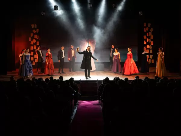 Alberdi, el Musical se despide con tres funciones en el Teatro Regina.