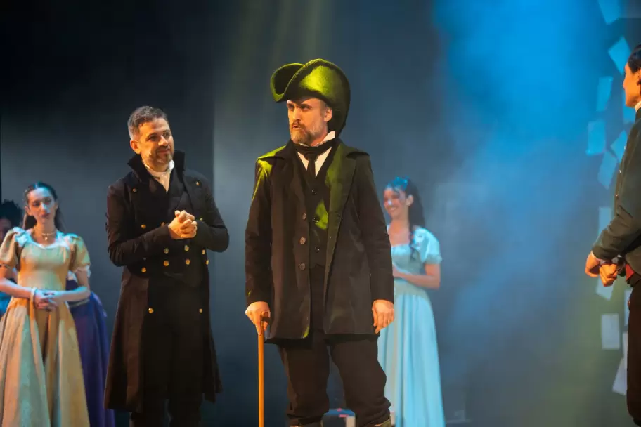 Alberdi, el Musical se despide con tres funciones en el Teatro Regina.