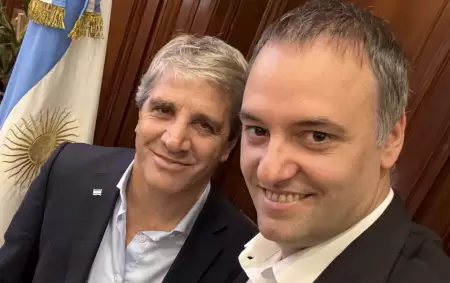 Toto Caputo y Manuel Adorni