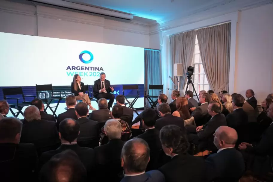 El presidente y CEO de YPF, Horacio Mar�n, en el Argentina Week realizado en Nueva York