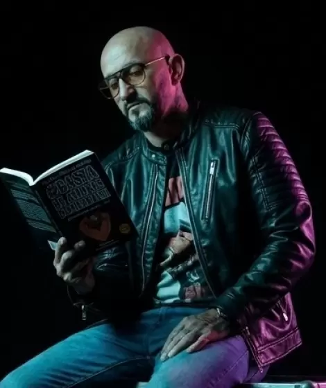 Gonzalo "El Pela" Romero se despide de su saga m�s exitosa con un tour y un libro m�s crudo que nunca