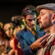 Estren� "La barbarie de los Nadies": imposible escapar a la pregunta de sobre c�mo sobrevivir a este mundo