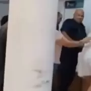 Gritos, desesperaci�n y un pago imposible: el ataque de furia de una mujer durante un tr�mite en Quilmes