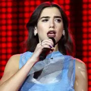 Dua Lipa rompió el silencio sobre el caso Epstein y fue muy dura: "Ocultarlo todo para proteger, no sé a quién"